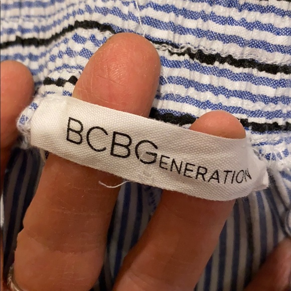 Linen stripped cropped pants with elastic waist - Picture 3 of 4